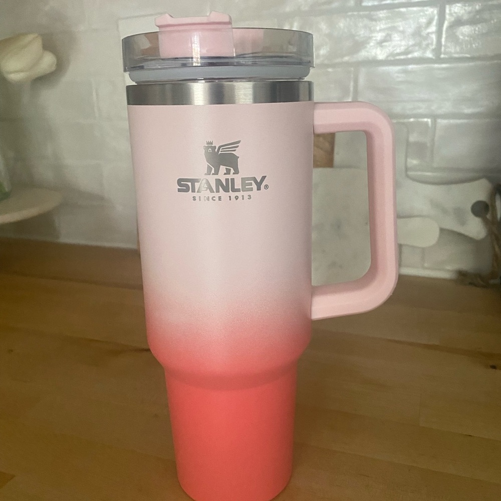 Stanley 40 oz tumbler